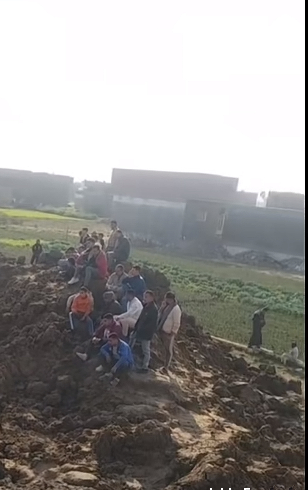 كنز تحت الأرض يتحول إلى مقبرة.. مأساة التنقيب عن الآثار في الفيوم تنتهي بانهيار الأرض