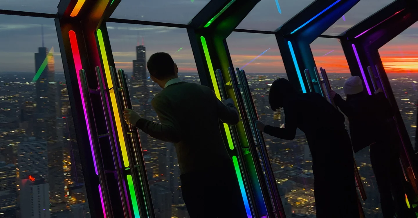 TILT Chicago 360.. الحقيقة الكاملة وراء التجربة المثيرة وتصحيح الموقع الخاطئ