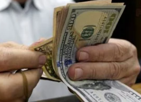 كيف أخفى تاجر عملة أمواله خلف أصول ثابتة؟