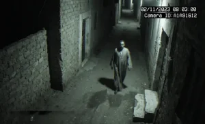 تفاصيل الفيديو المتداول: محاولة تثبيت وخطف مصلٍ في قرية “درين” بالدقهلية أثناء صلاة الفجر