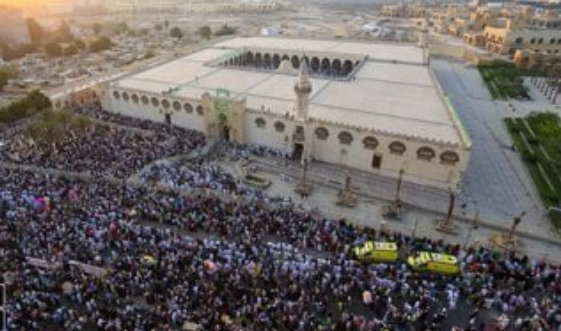 صلاة عيد الفطر 2026 بمسجد عمرو بن العاص في مشهد مهيب
