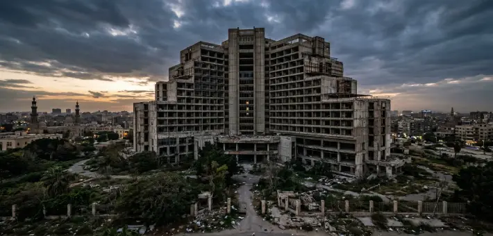 أسرار فندق سياج المهجور – مغامرة مرعبة داخل أخطر فندق في مصر