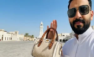قصة أمانة تهز منصات التواصل – مصري يعيد حقيبة ذهب ومبالغ مالية لسعودي ويرفض المكافأة