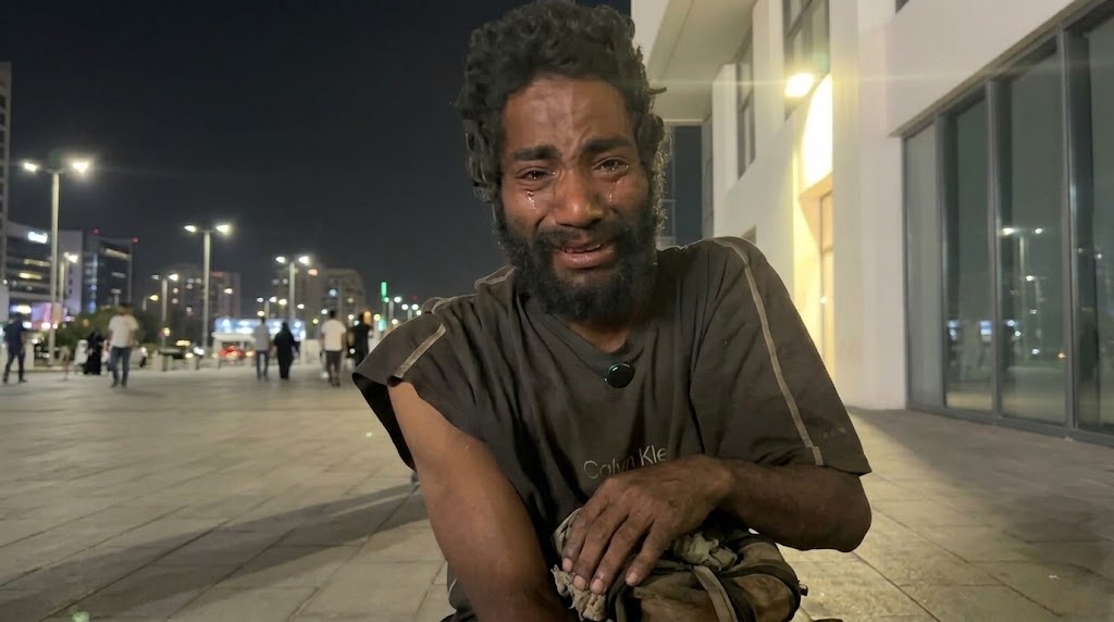 الوقت ينفد! حالة شاب حرجة قد تنقلب لكارثة إذا تأخر التدخل الجراحي
