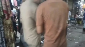 صراخ في السيدة زينب لحظة كشف ساحر أعمى شابا بكلمات غامضة