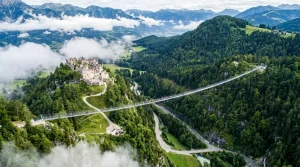 جسر Highline179 المعلق في النمسا .. مغامرة فوق الجبال وواحد من أطول جسور المشاة