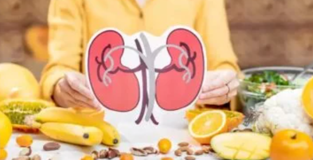 صحة الكلى بعد الأربعين.. علامات لا تتجاهلها