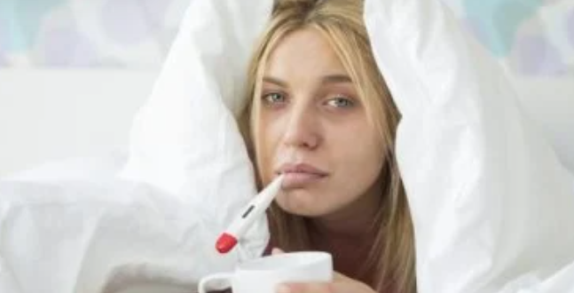 حمى أكتوبر ونوفمبر.. أعراض خطيرة ومتى تزور الطبيب؟